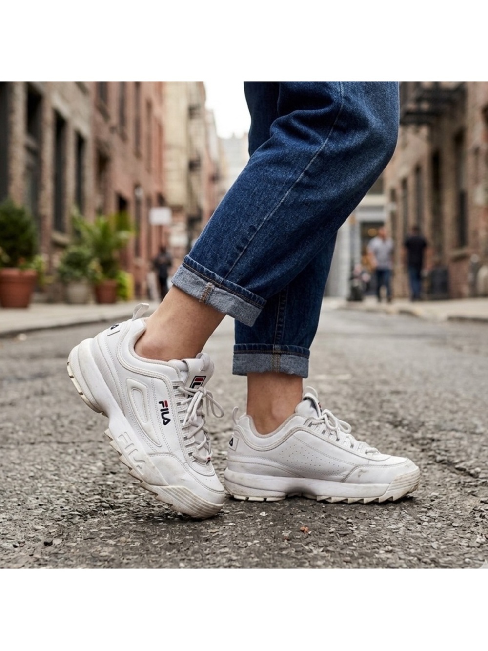 FILA woman size 8 White Chunky Denim Jeans Styling Sneakers